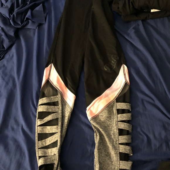 Pink leggings - Picture 2 of 4